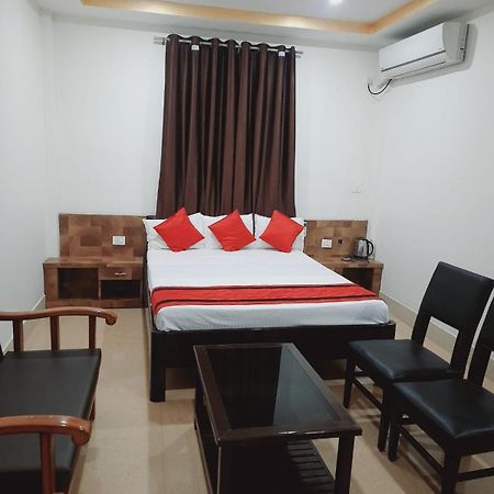 Hotel Knight Inn Airport Guwahati Eksteriør bilde