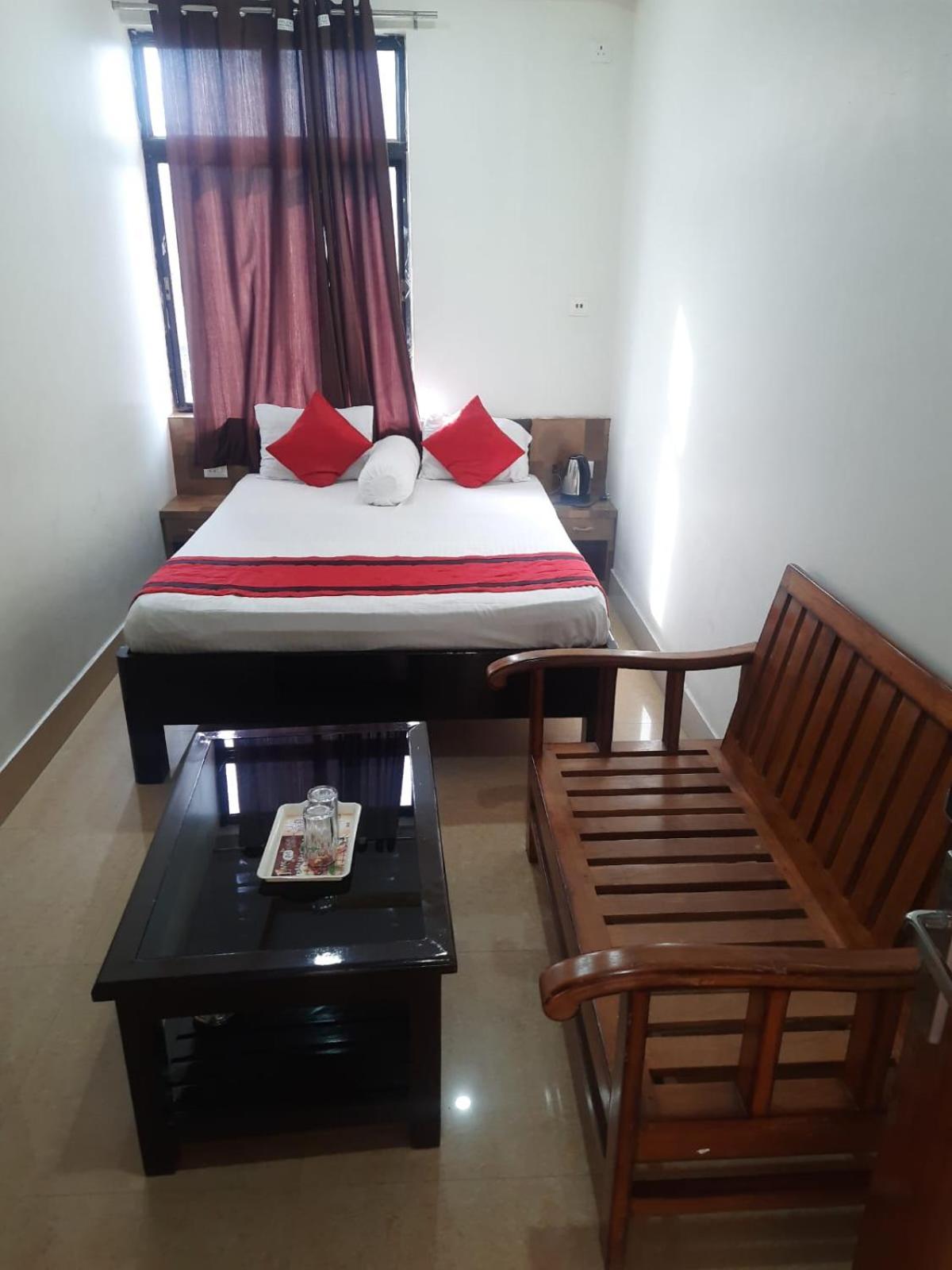 Hotel Knight Inn Airport Guwahati Eksteriør bilde