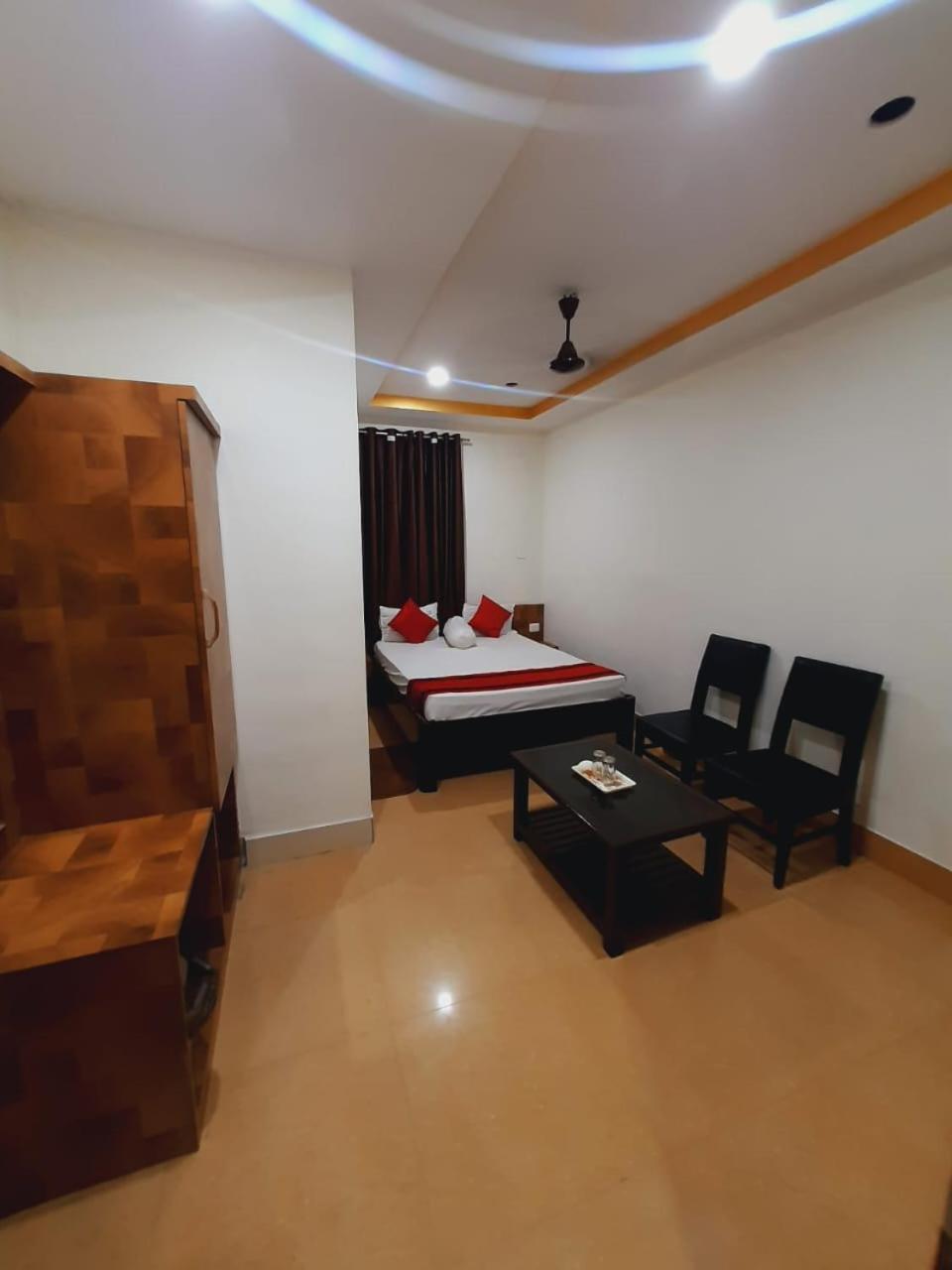 Hotel Knight Inn Airport Guwahati Eksteriør bilde